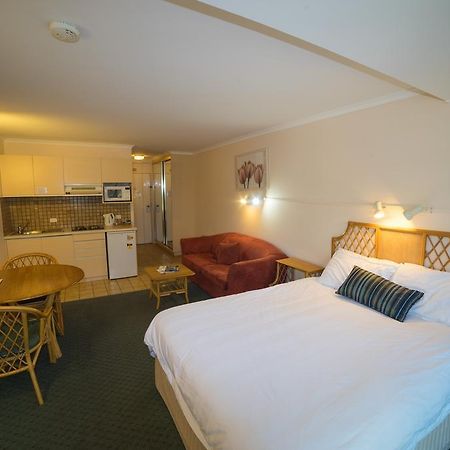 Shearwater Resort Порт-Сорелл Экстерьер фото