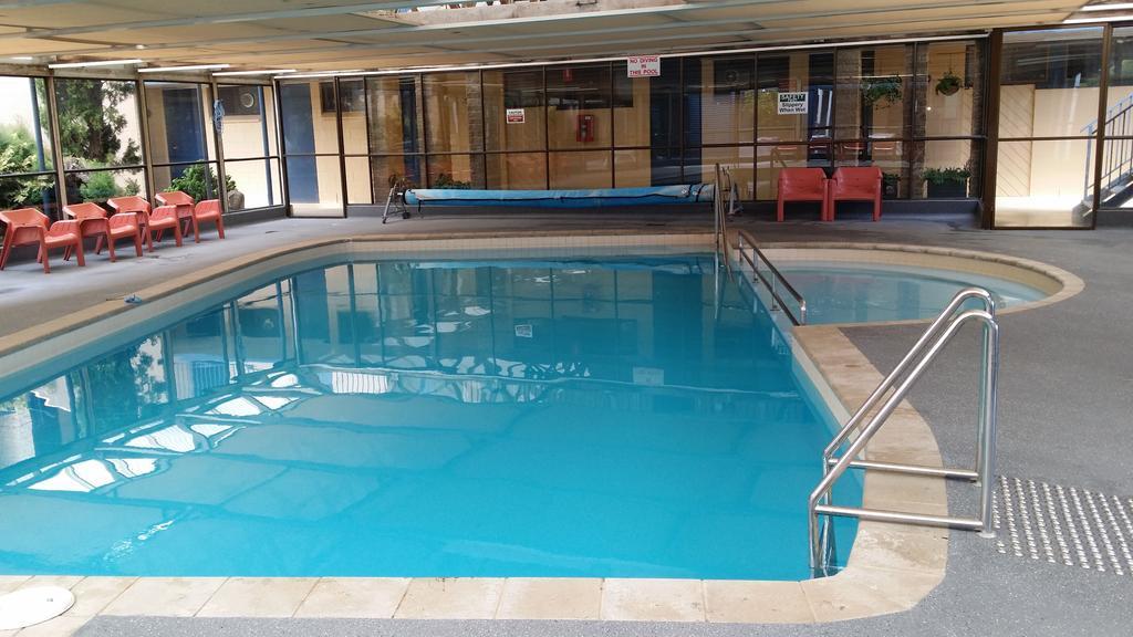 Shearwater Resort Порт-Сорелл Экстерьер фото